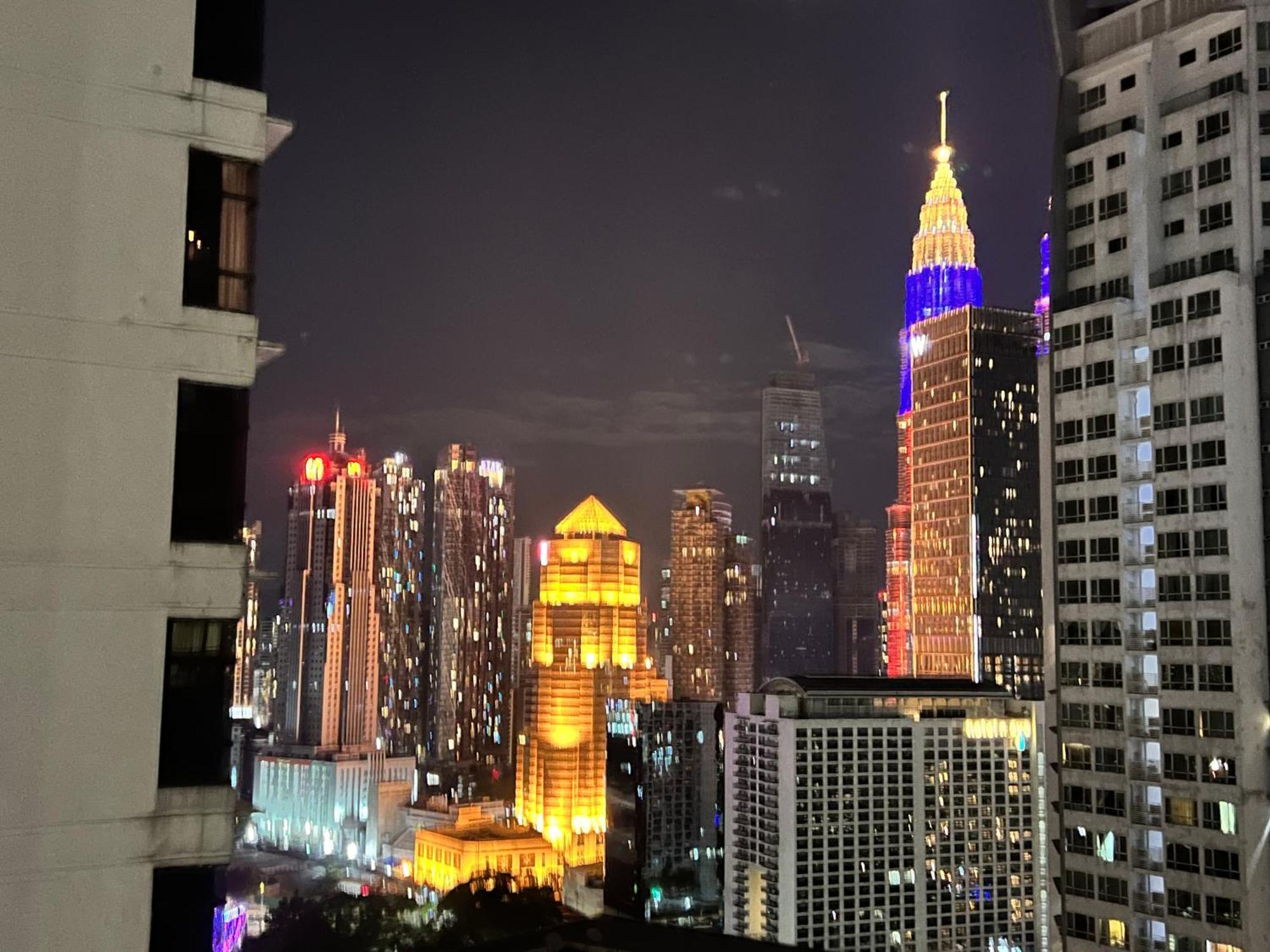 Mercu Summer Suites Klcc By Sweet Home Kuala Lumpur Exterior photo