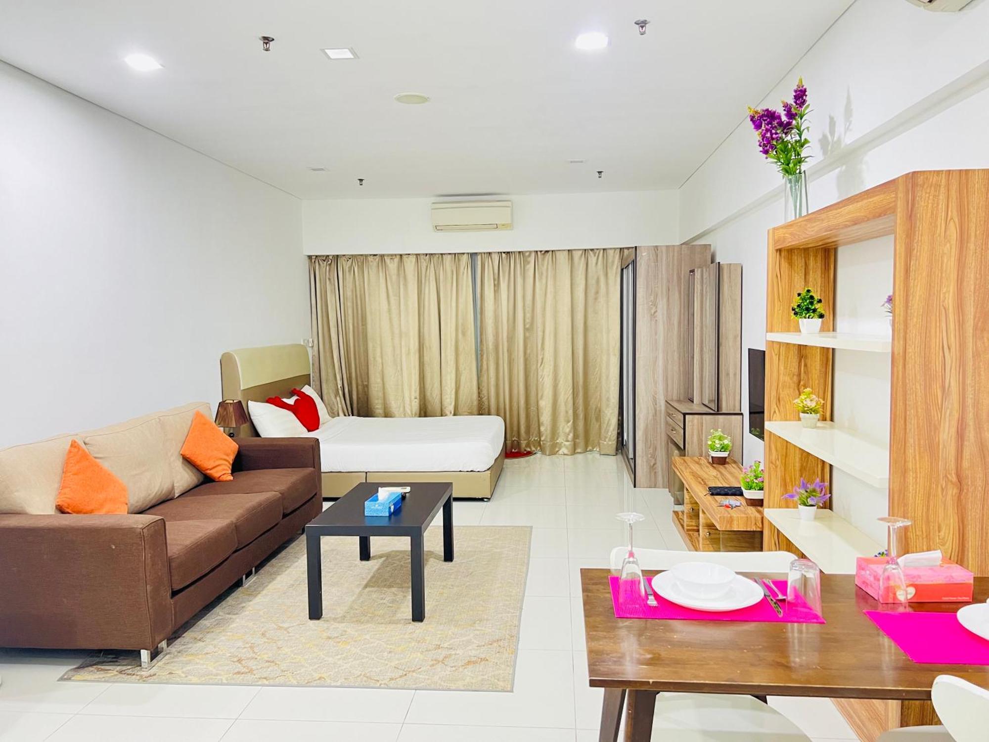 Mercu Summer Suites Klcc By Sweet Home Kuala Lumpur Exterior photo